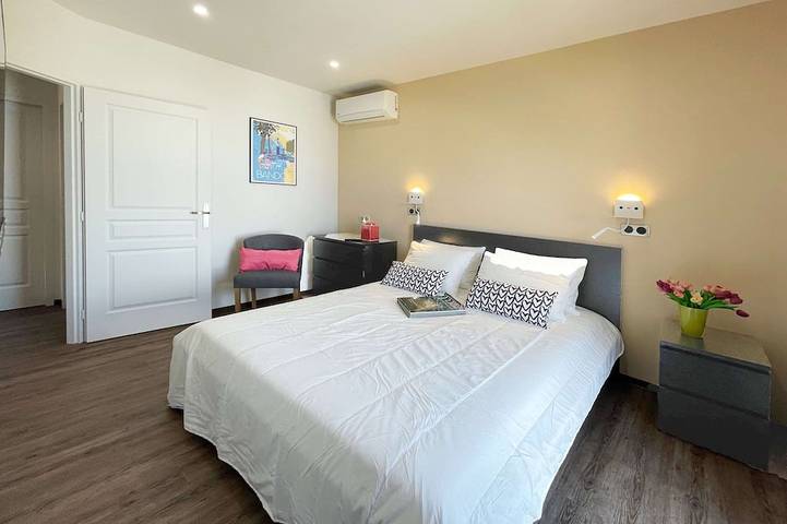 Gîte pour 5 personnes, avec balcon dans Plage Du Capelan Bandol - 3