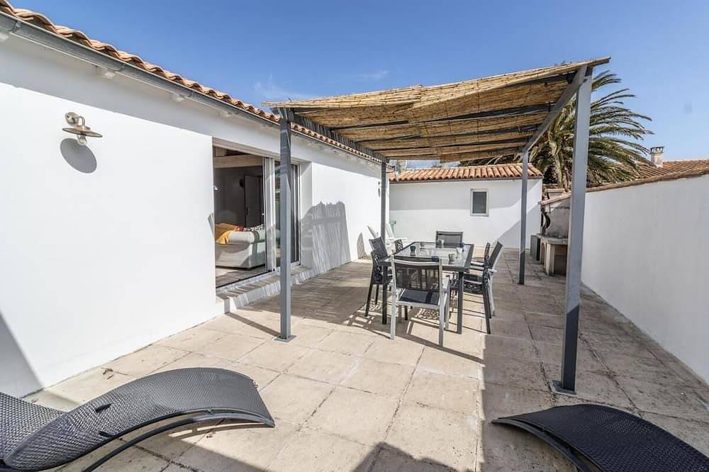 Maison leaureduphare 8 personne sur l'ile de ré à 300m de la plage in Saint-Clément-des-Baleines, Île de Ré