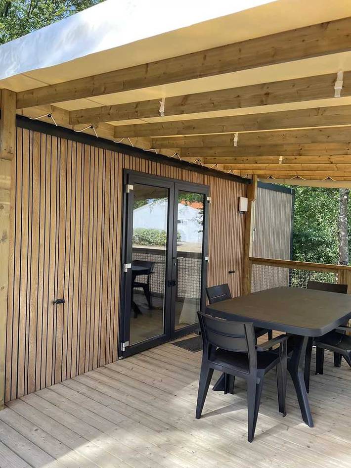 Mobil home pour 6 personnes, avec jacuzzi ainsi que bassin pour enfant et sauna à Apremont - 3