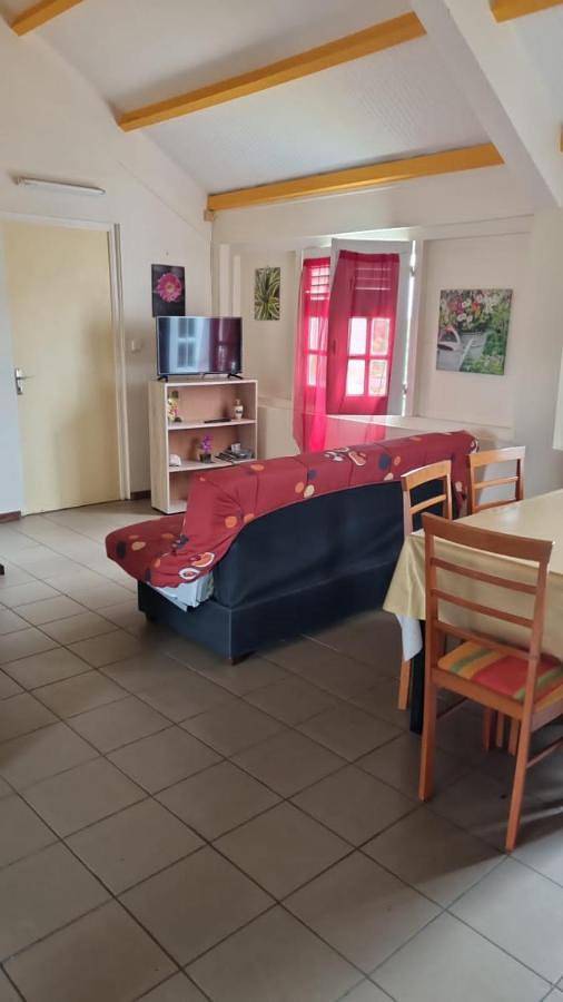 Maison d’hôte pour 4 personnes, avec jardin ainsi que vue et terrasse à Petit-Bourg - 3