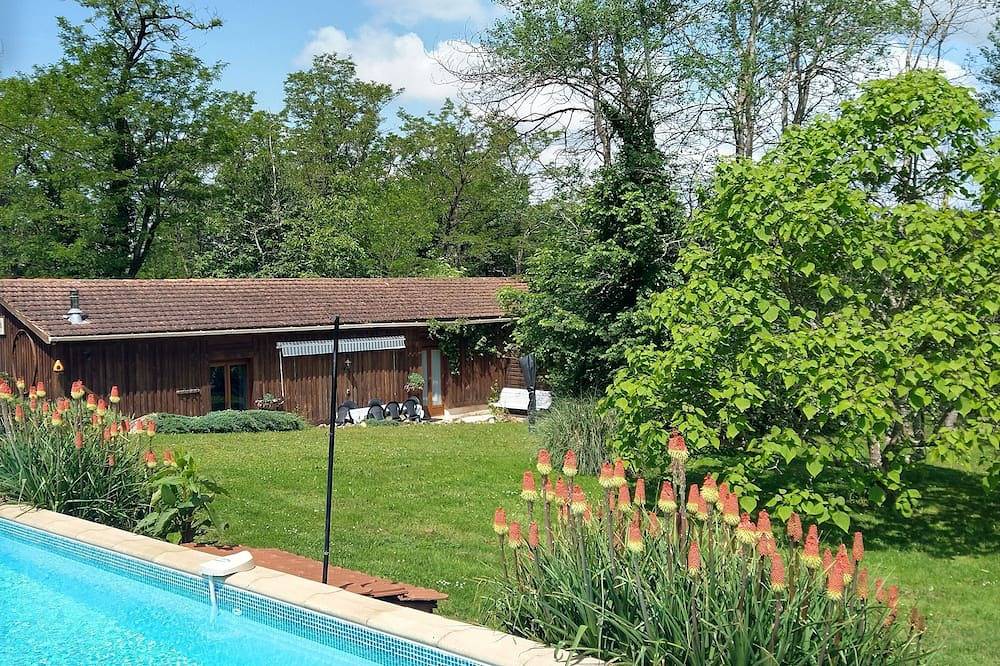 Hermosa casa rural, piscina, ubicación tranquila, fantásticas atracciones y actividades in Domme, Périgord Noir