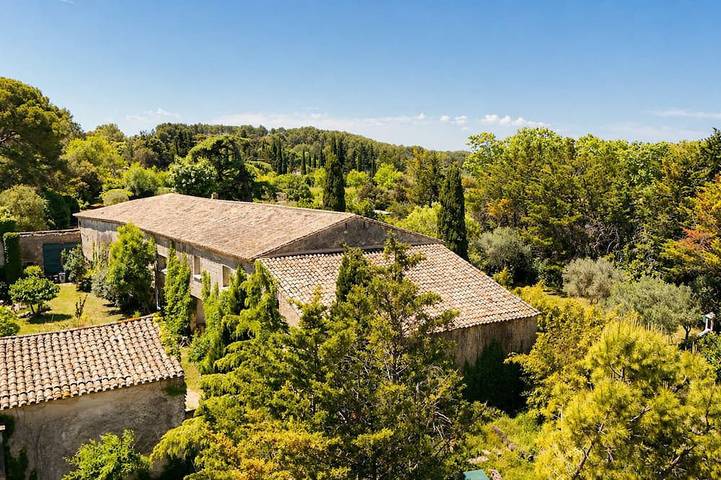 Location de vacances pour 15 personnes, avec jardin à Saint-Sériès