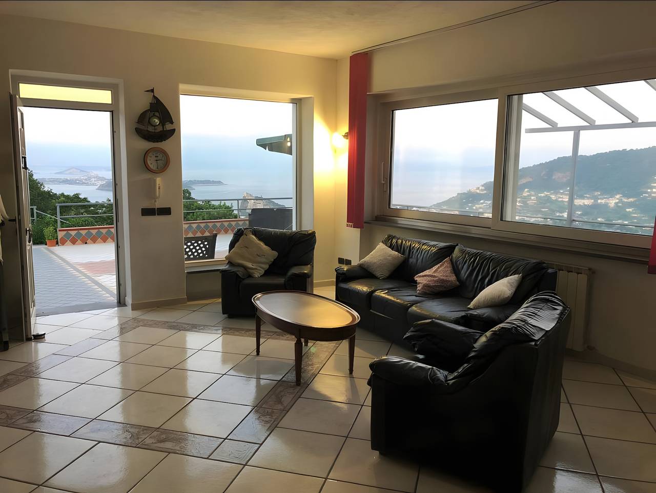 Entire apartment, Apartment 'Casa Grande Con Terrazza Vista Mare' with Sea View, Private Terrace and Wi-Fi in Barano d'Ischia, Ischia