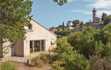 Gîte pour 8 personnes, avec terrasse dans Alistro