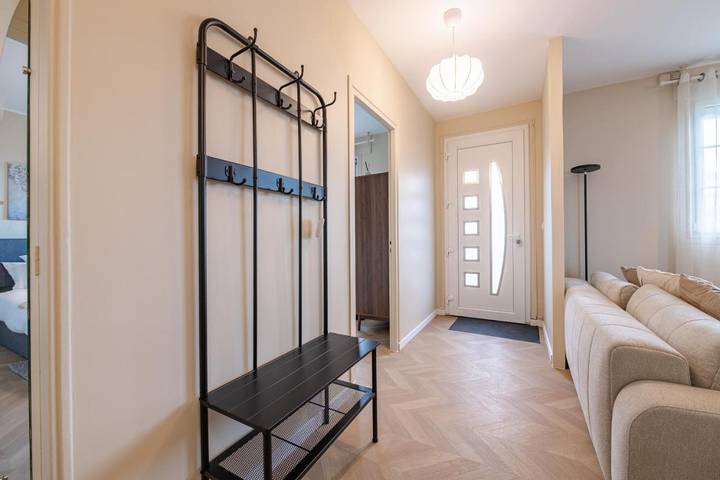 Location de vacances pour 8 personnes, avec vue et jardin à La Ferté-Gaucher - 4