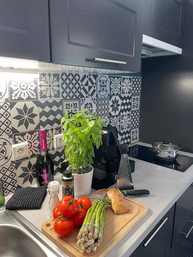 Location de vacances pour 6 personnes, avec jardin ainsi que vue et piscine, animaux acceptés à Oupia - 3