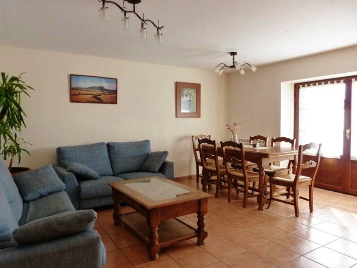 Casa rural para 6 personas, con Balcón en Murillo de Gállego