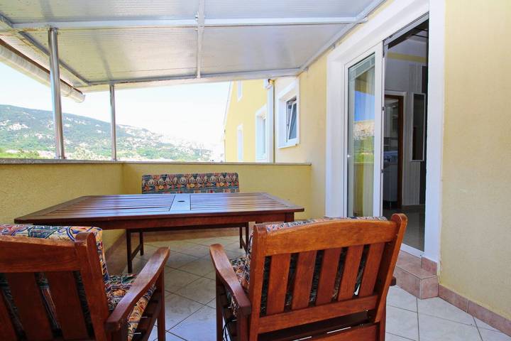 Ferienwohnung für 5 Personen, mit Balkon/Terrasse, mit Haustier in Baska - 2