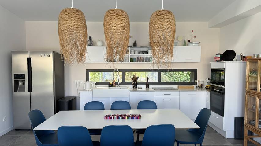 Location de vacances pour 8 personnes, avec terrasse et jardin dans Plage Pors Termen Trebeurden