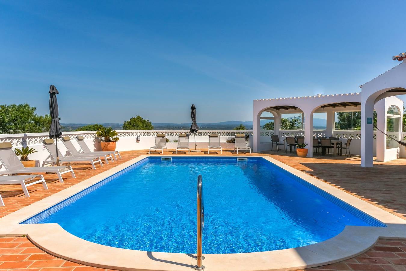 Villa pour 10 Personnes dans São Sebastião, São Gonçalo de Lagos