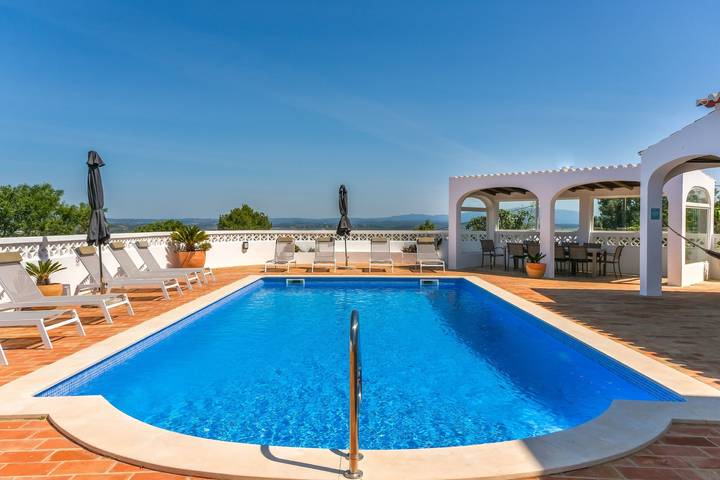 Villa für 10 Personen, mit Garten in Lagos