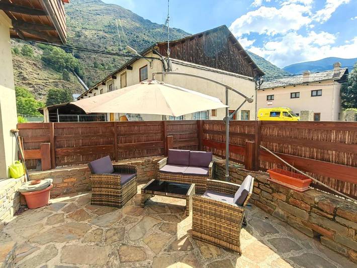 Casa rural para 4 personas, con vistas y jardín en Esterri de Aneu - 2