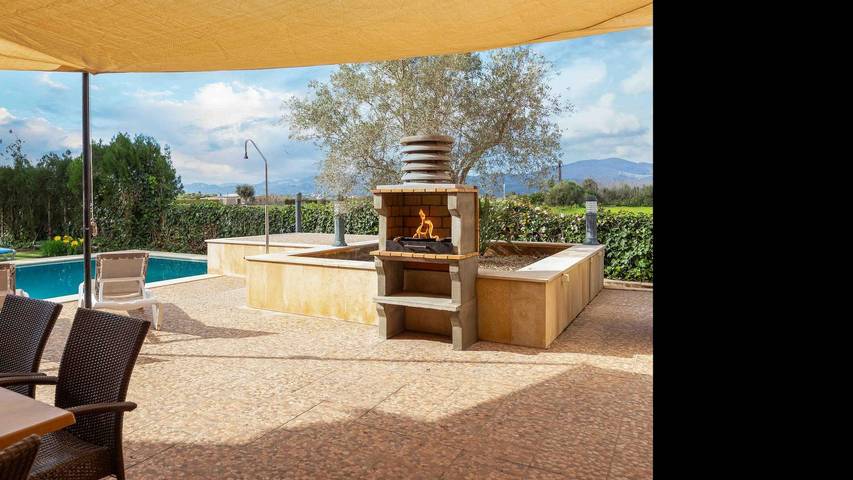 Spektakuläre Villa mit Pool für 10 Personen. in Muro, Mallorca Norden