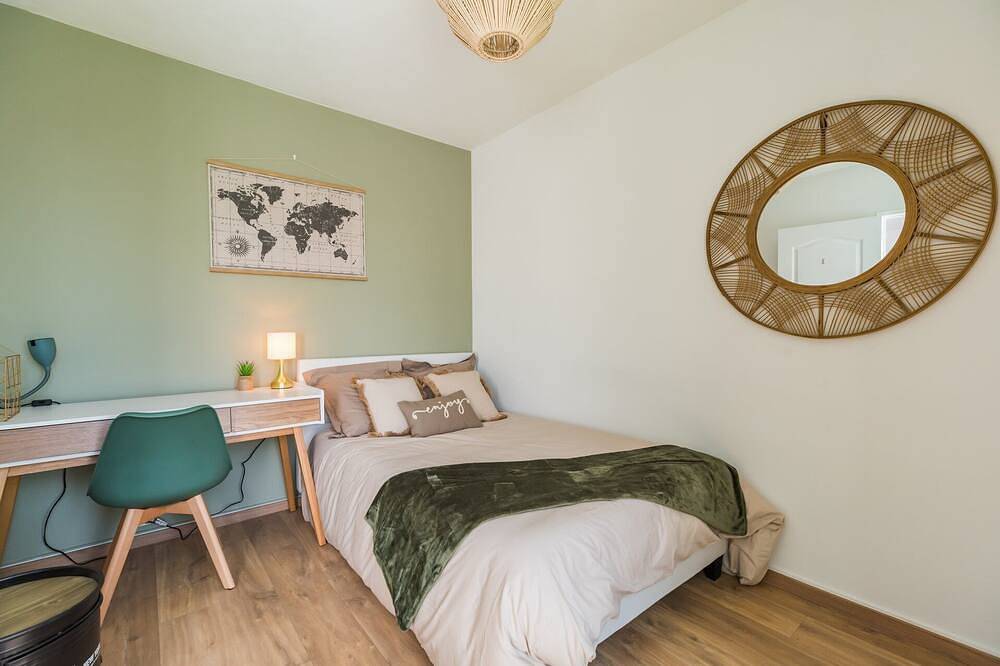 Appartement entier, Le grand appartement Briochin : 4 chambres in Saint-Brieuc, Côte de Goëlo