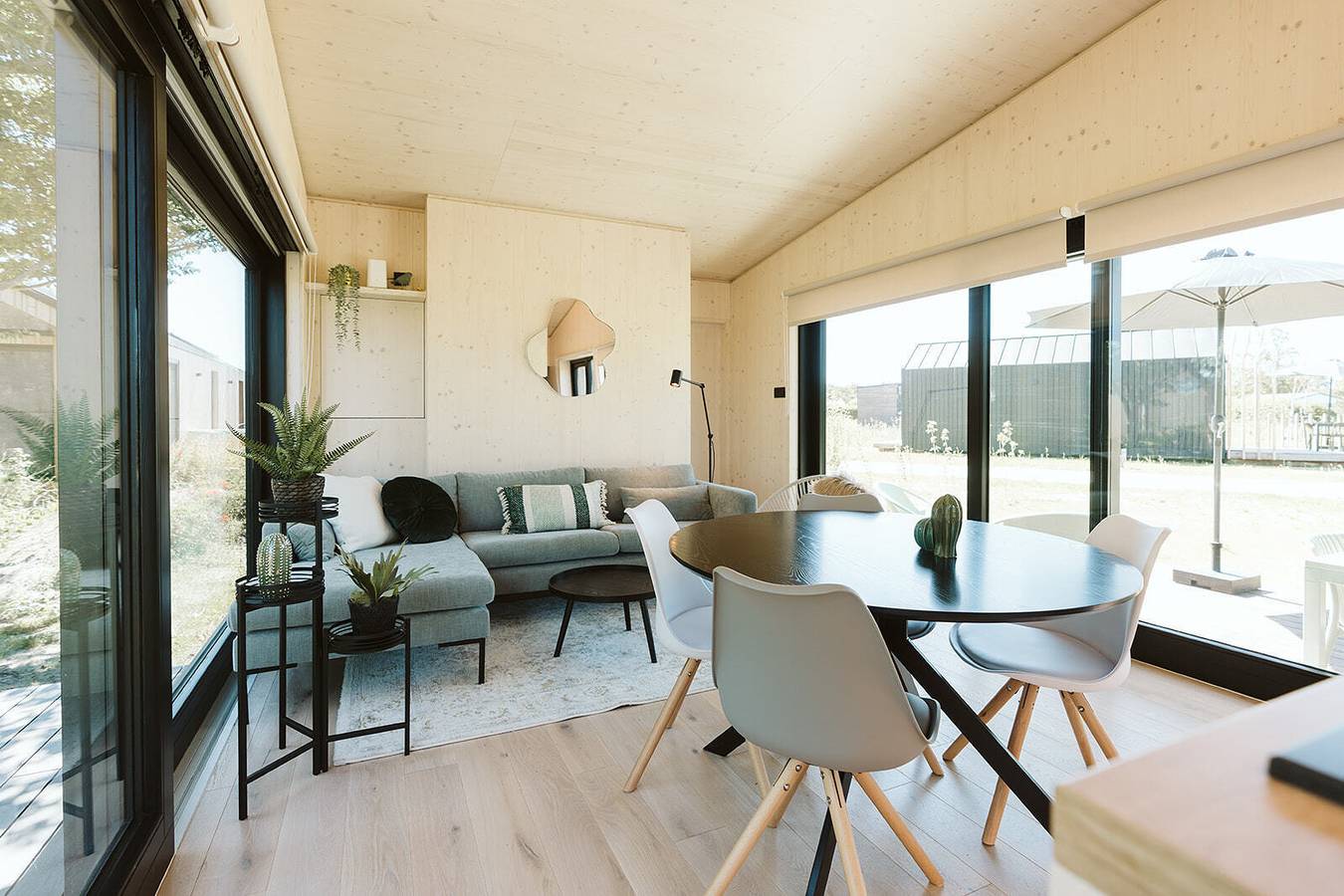 Vakantiepark De Klepperstee — Cabin Eden in Ouddorp, Goeree-Overflakkee