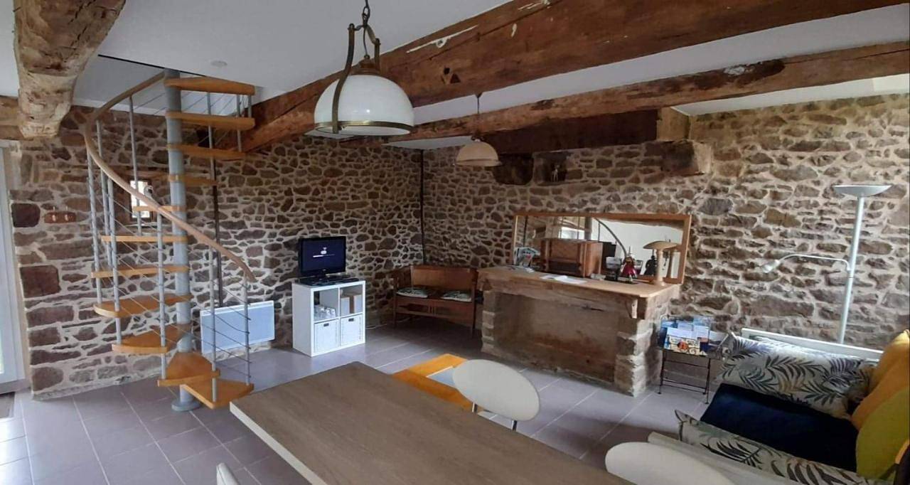 Gîte Le Valet, T2 classé 3 étoiles, entre Rennes et Saint-Malo in La Chapelle-aux-Filtzméens, Région de Saint-Malo