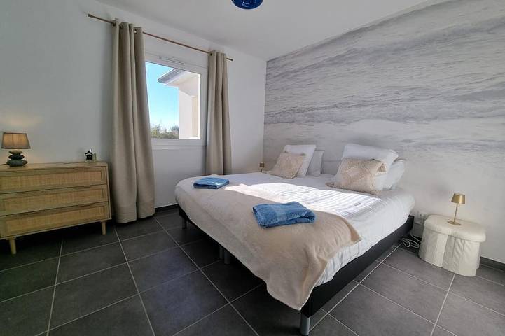 Gîte pour 12 personnes, avec jardin à Saint-Germain-Laval - 3