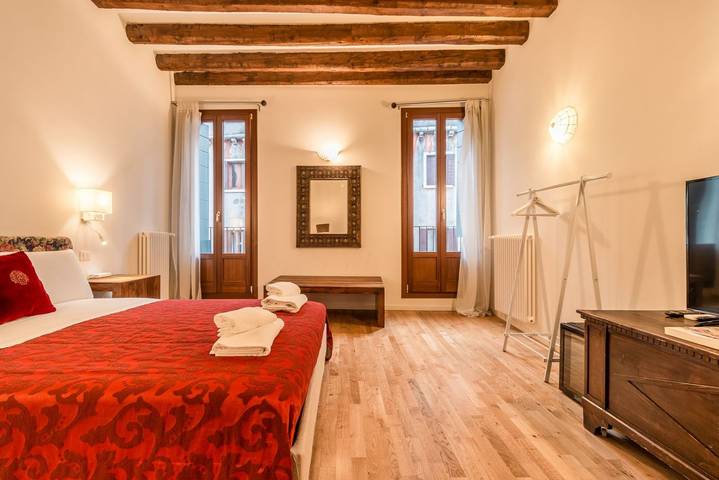 Appartement entier, Appartement de vacances pour 2 personnes avec balcon/terrasse in Venise, Laguna di Venezia