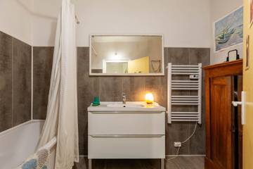 Chambre D’hôte pour 2 Personnes dans Marseille, Côte méditerranéenne (France), Photo 4