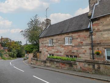 Cottage for 6 People in Alton Towers, Staffordshire, Photo 2