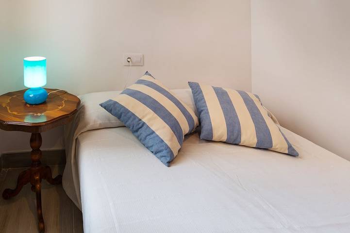 Apartamento entero, Beach Apartment in Calella, Barcelona. Free Wifi , a/c in Calella, Maresme