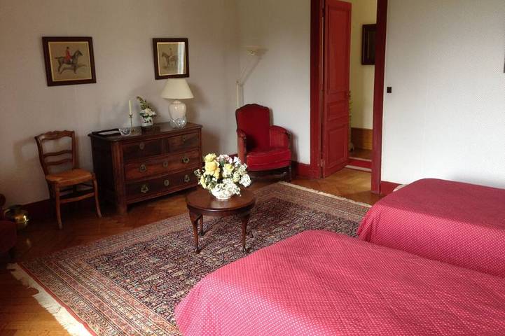 Gîte pour 15 personnes, avec jardin à Genillé - 3