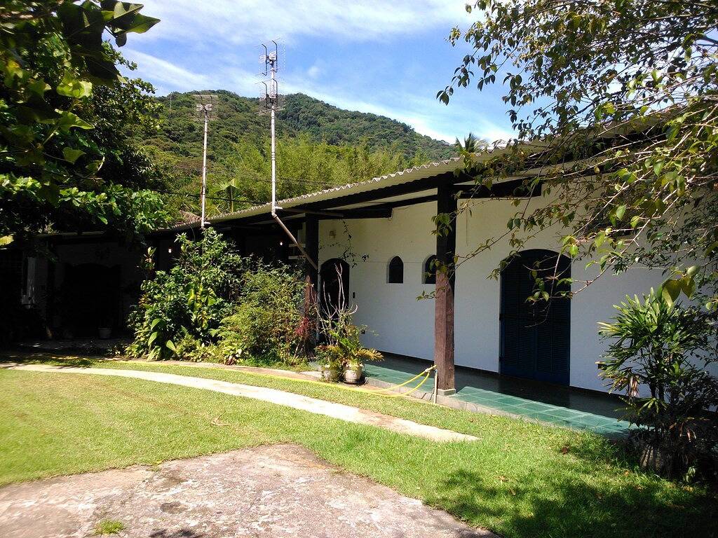 Paradisiac House in Barra do Una, in front of the beach, with access to boats. in São Sebastião, Região Metropolitana do Vale do Paraíba e Litoral Norte