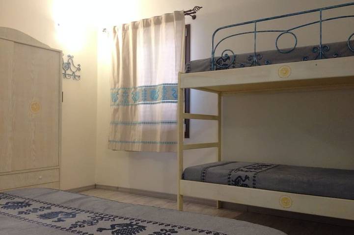 Ganze Wohnung, Klimatisierte Zweizimmerwohnung 85 Meter vom Strand entfernt zwischen Cagliari und Villasimus in Sant'Andrea (Sardinien), Quartu Sant'Elena