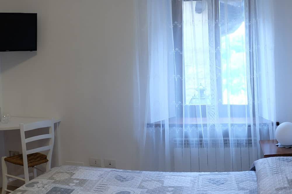 Village cottage in Gualdo Cattaneo, Provincia de Perugia