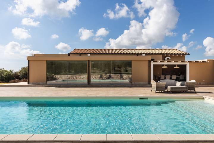 Villa per 6 persone, con giardino e sauna ad Avola