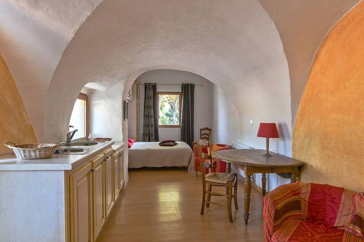 Appartement de vacances pour 2 personnes, avec Terrasse ainsi que Jardin et Piscine