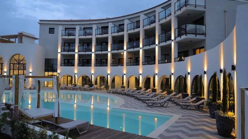 Apartamento de vacaciones para 9 personas, con sauna y piscina - 1