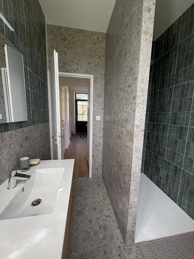 Gîte pour 2 personnes, avec jardin ainsi que terrasse et vue, animaux acceptés à Annonay - 4