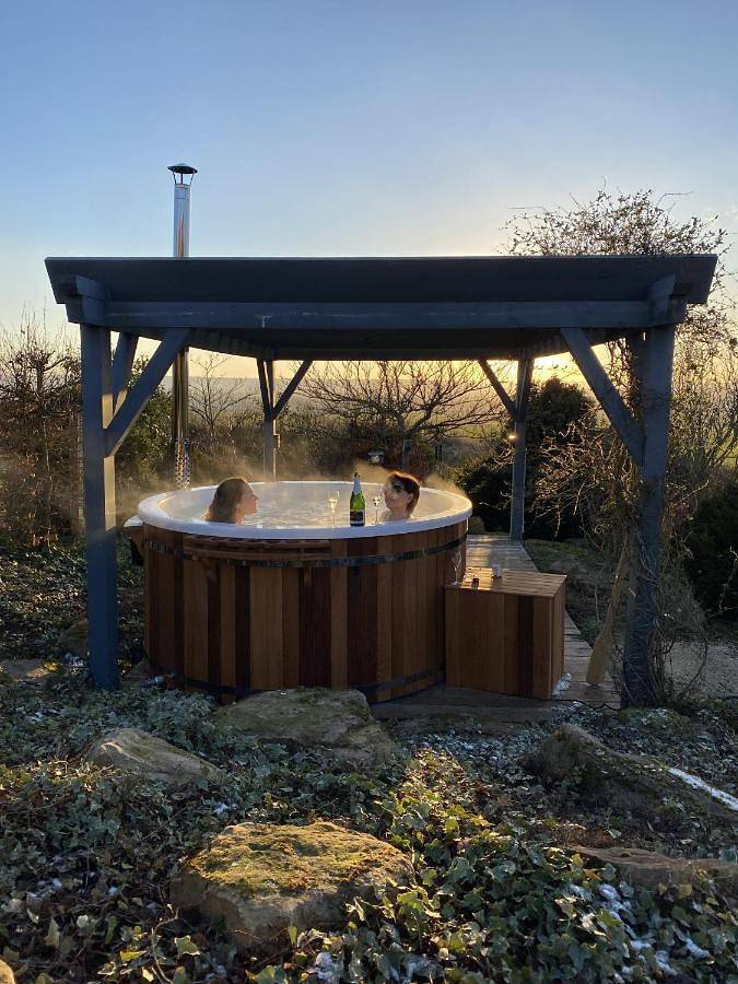 Gîte pour 4 personnes, avec vue sur le lac et vue ainsi que jardin et sauna, animaux acceptés dans Cernay-lès-Reims - 2