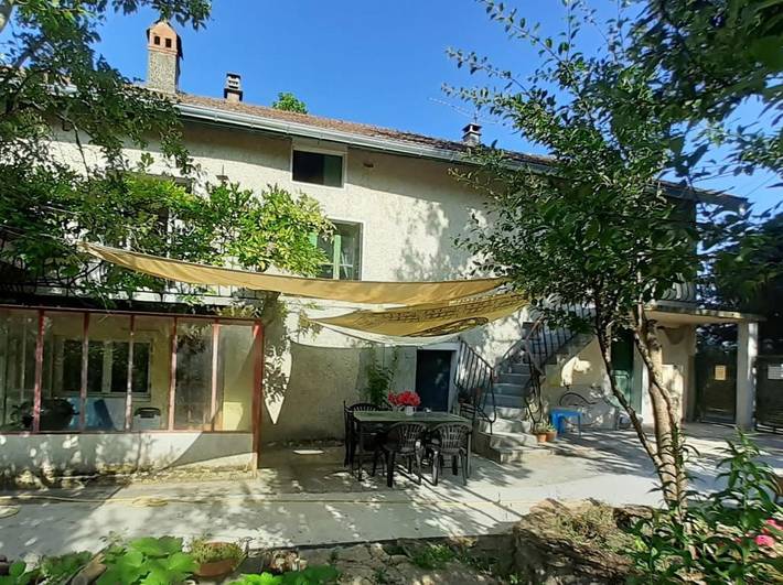 Gîte pour 5 personnes, avec vue et jardin, animaux acceptés à Seyssel - 2