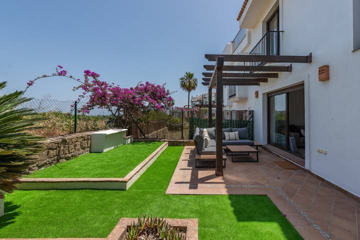 Casa '23 Birdie Club' con vistas al mar, wifi y aire acondicionado en La Hacienda Golf Club in La Alcaidesa, San Roque