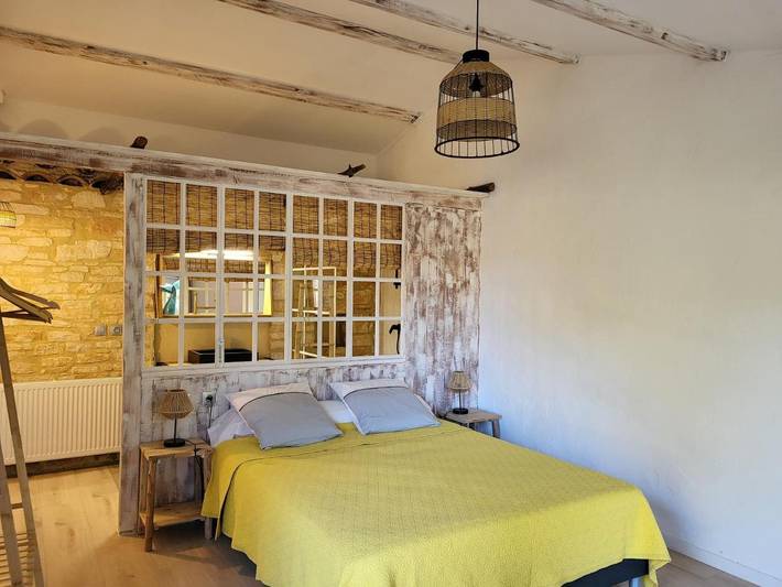 Gîte pour 2 personnes, avec piscine ainsi que jardin et balcon à Vagnas - 2