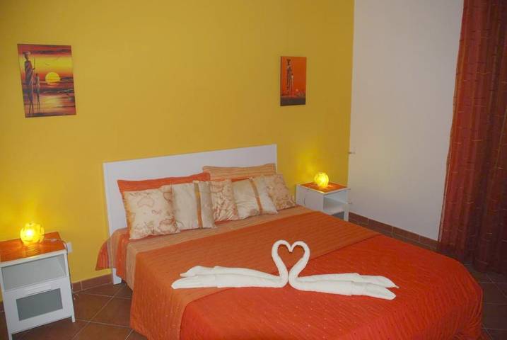 Chambre d’hôte pour 3 personnes, avec jardin et balcon à Marsala - 2