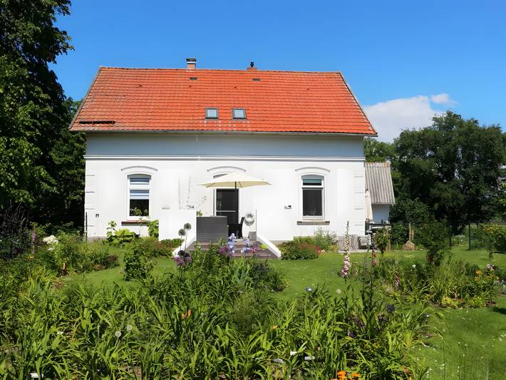 Ferienwohnung für 4 Personen, mit Garten am Jadebusen