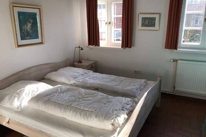 Ferienwohnung für 4 Personen, mit Terrasse und Garten in Süderende - 3