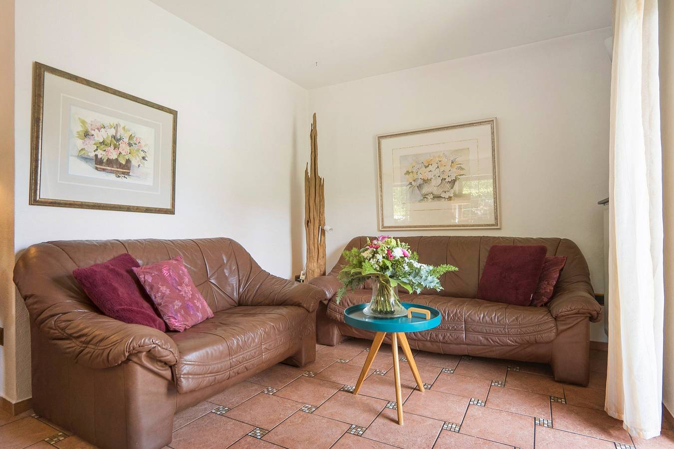Ganze Wohnung, Ferienwohnung "Auf dem Eltenberg" mit Privatem Garten, 4 Badezimmern & Wlan in Elten, Emmerich