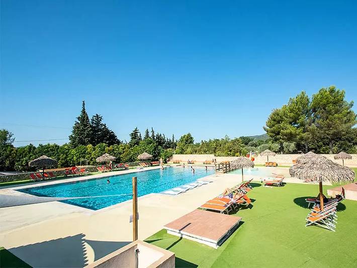 Camping für 6 Personen, mit Pool und Terrasse in Vaucluse - 3