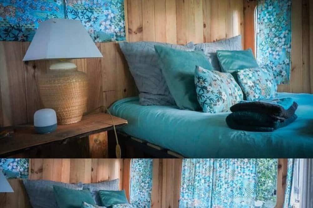 Cabane insolite du \"Chêne\" in Corcoué-sur-Logne, Région de Nantes