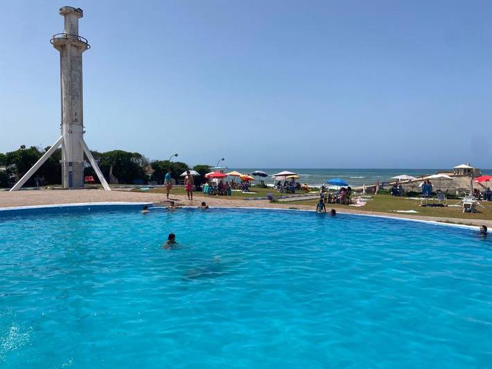 Gîte pour 6 personnes, avec piscine ainsi que balcon et vue dans Mansouria - 2