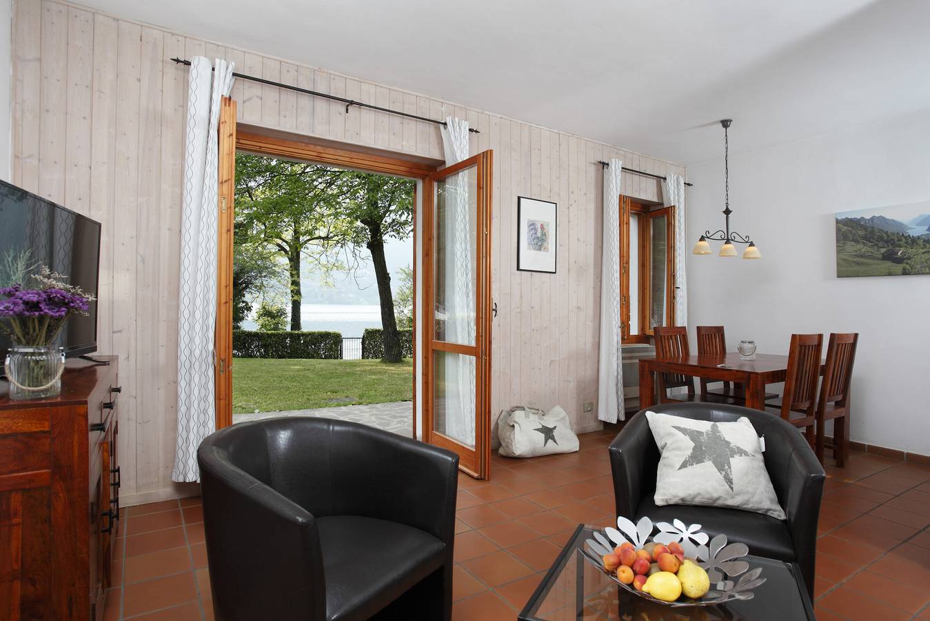Geheel appartement, Vakantieappartement voor 4 personen met tuin in Idro, Garda Bergen