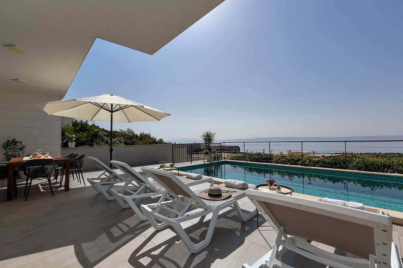 Luxusvilla Mae in Makarska, Basketballplatz in Krvavica, Makarska Riviera