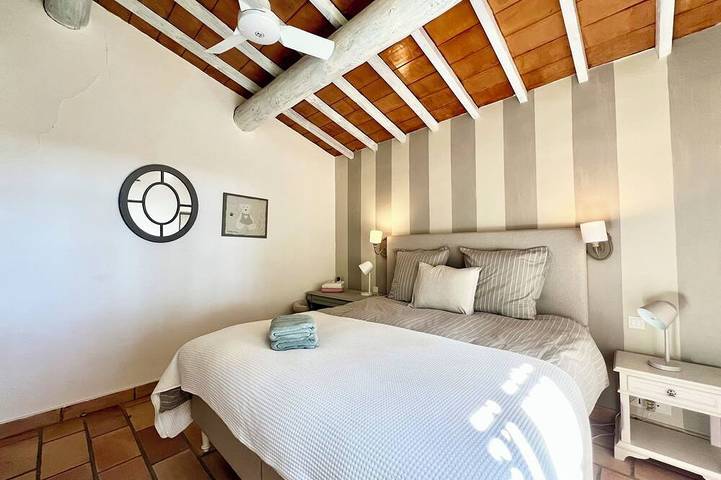 Villa pour 9 personnes, avec terrasse et jardin à Gordes - 2