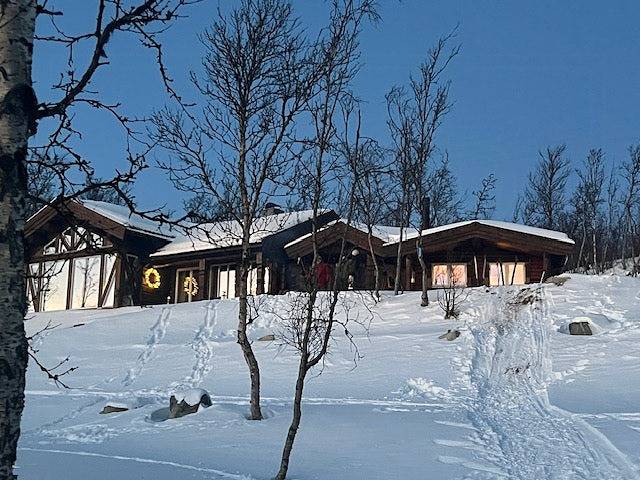 Blockhütte mit Panoramablick auf Hallingskarvet in Hol
