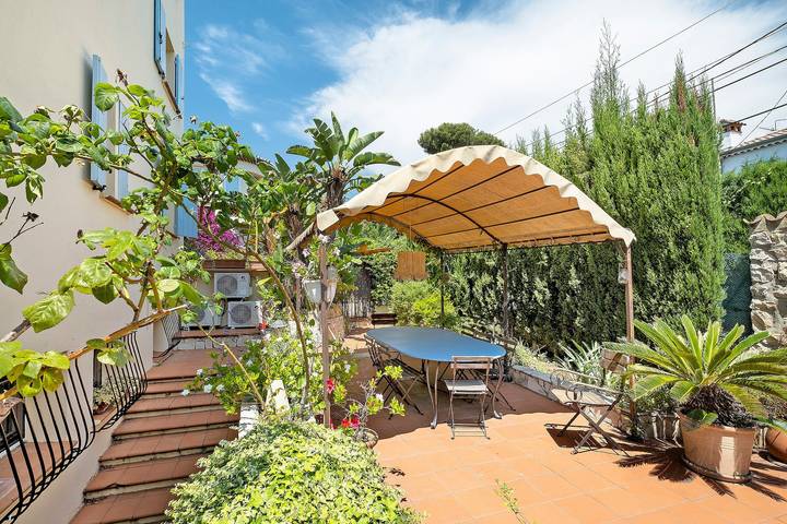 Appartement de vacances pour 4 personnes, avec jardin, animaux acceptés