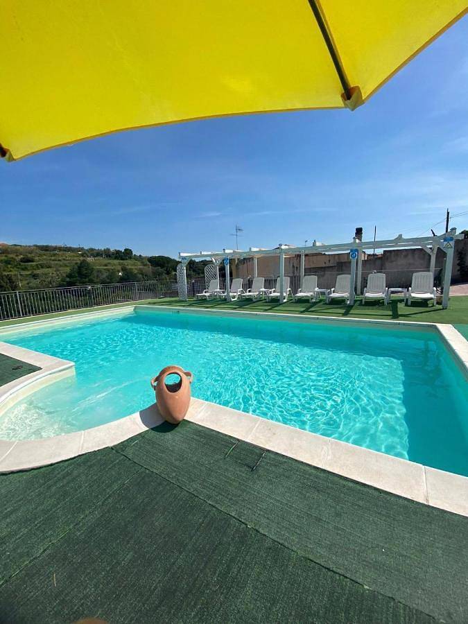 Villa pour 9 personnes, avec Jardin et Piscine à Sassari